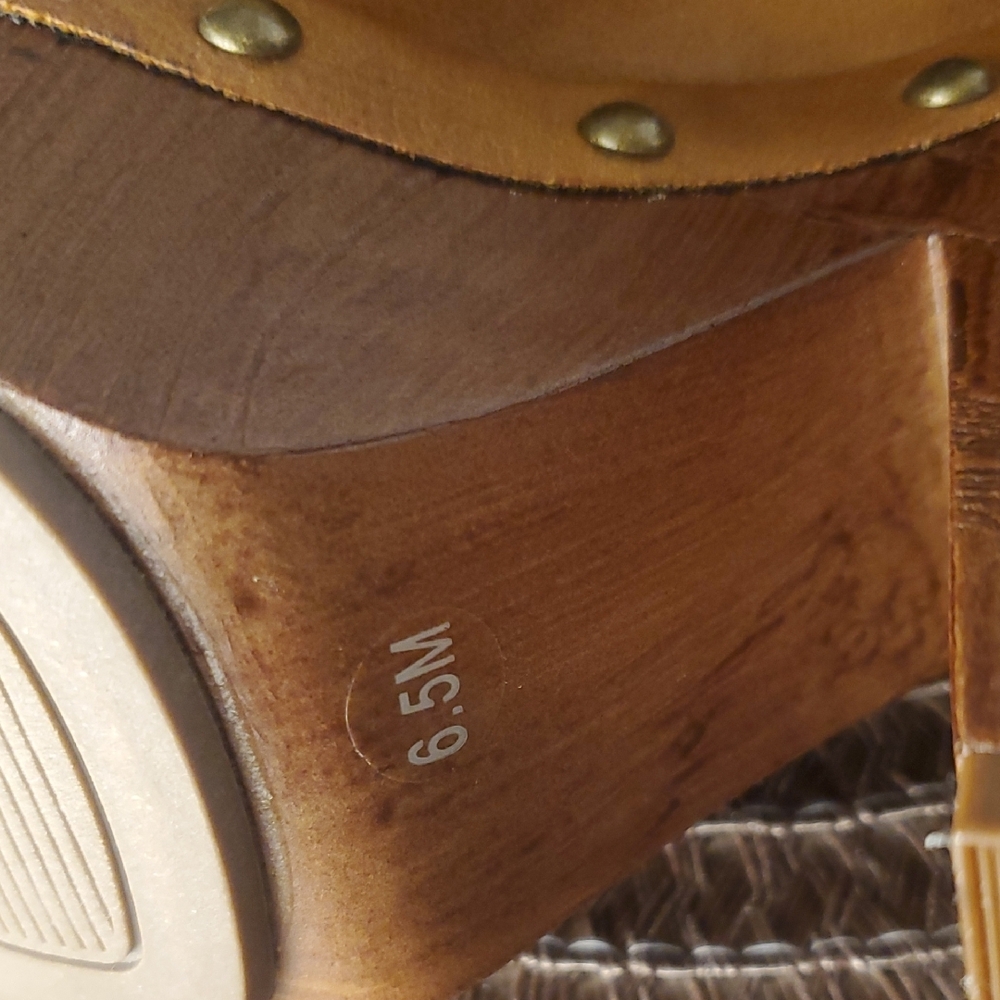 G by Guess Brown Platform Mules with Buckle - Picture 7 of 10
